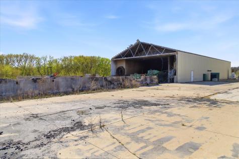 24104 755th Avenue Albert Lea MN 56007