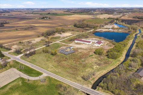 24104 755th Avenue Albert Lea MN 56007