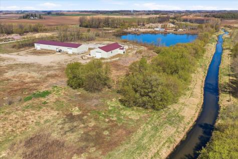 24104 755th Avenue Albert Lea MN 56007