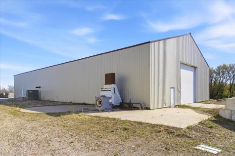 24104 755th Avenue Albert Lea MN 56007