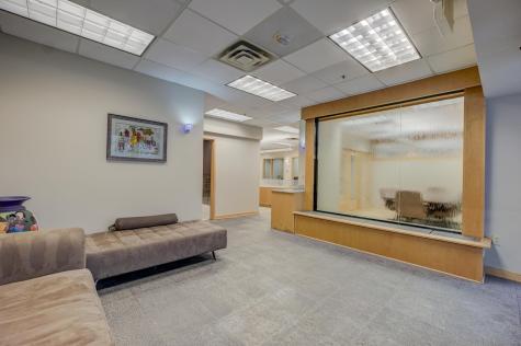 1201 Yale Place Minneapolis MN 55403