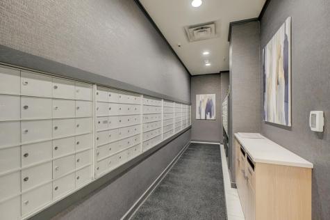 1201 Yale Place Minneapolis MN 55403