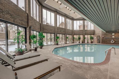 1201 Yale Place Minneapolis MN 55403