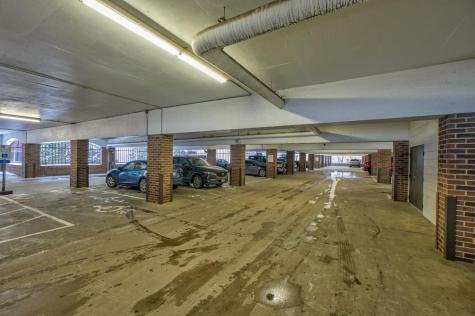 1201 Yale Place Minneapolis MN 55403
