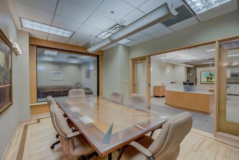 1201 Yale Place Minneapolis MN 55403