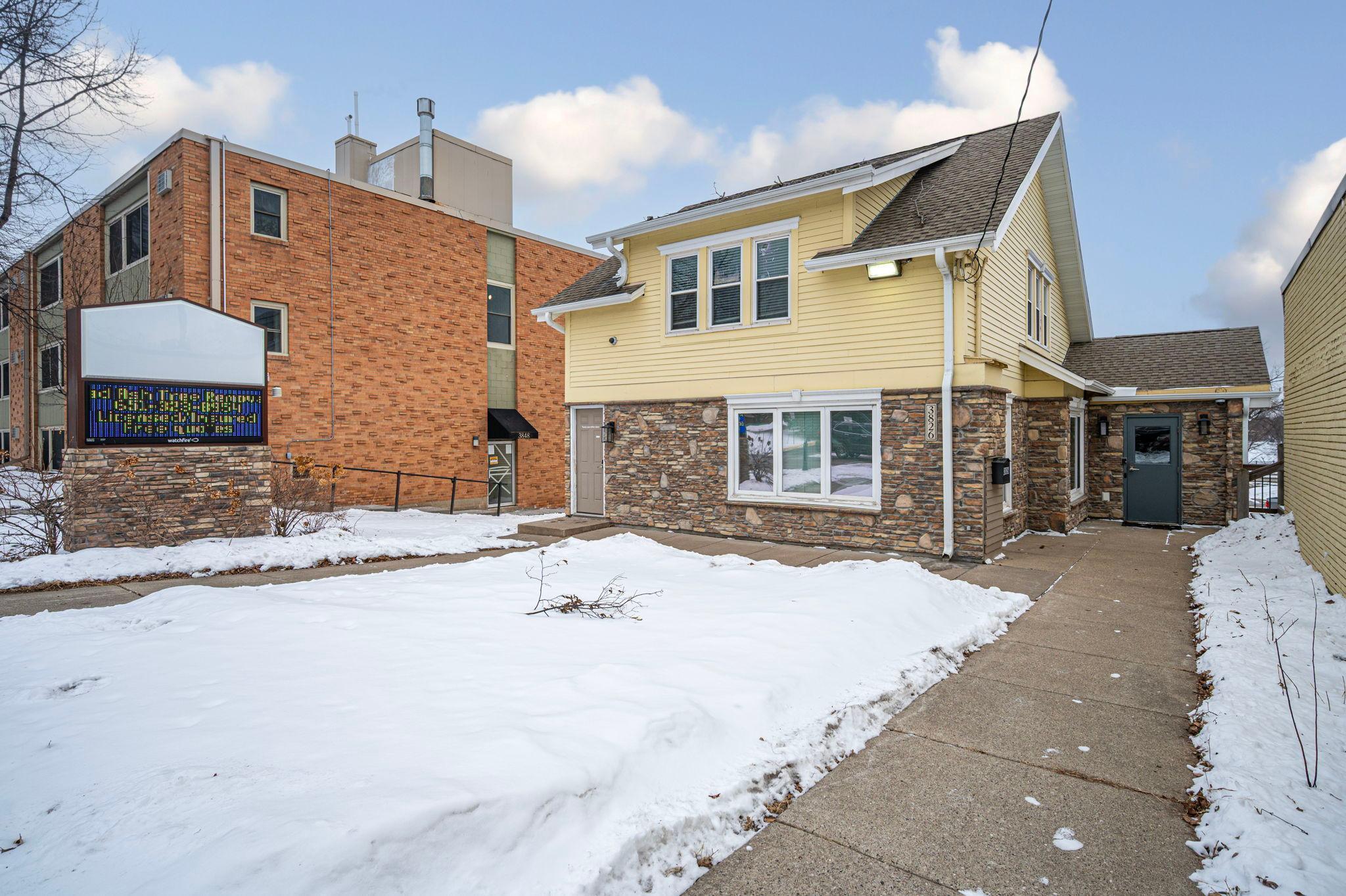 3826 W Broadway Avenue Robbinsdale MN 55422