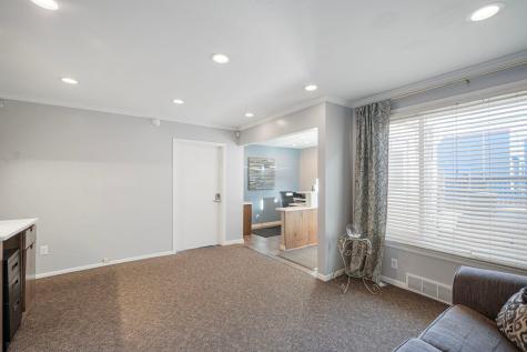 3826 W Broadway Avenue Robbinsdale MN 55422