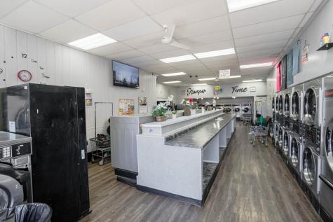 890 Payne Avenue Saint Paul MN 55130