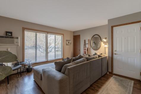 113 / 119 E Welcome Avenue Mankato MN 56001