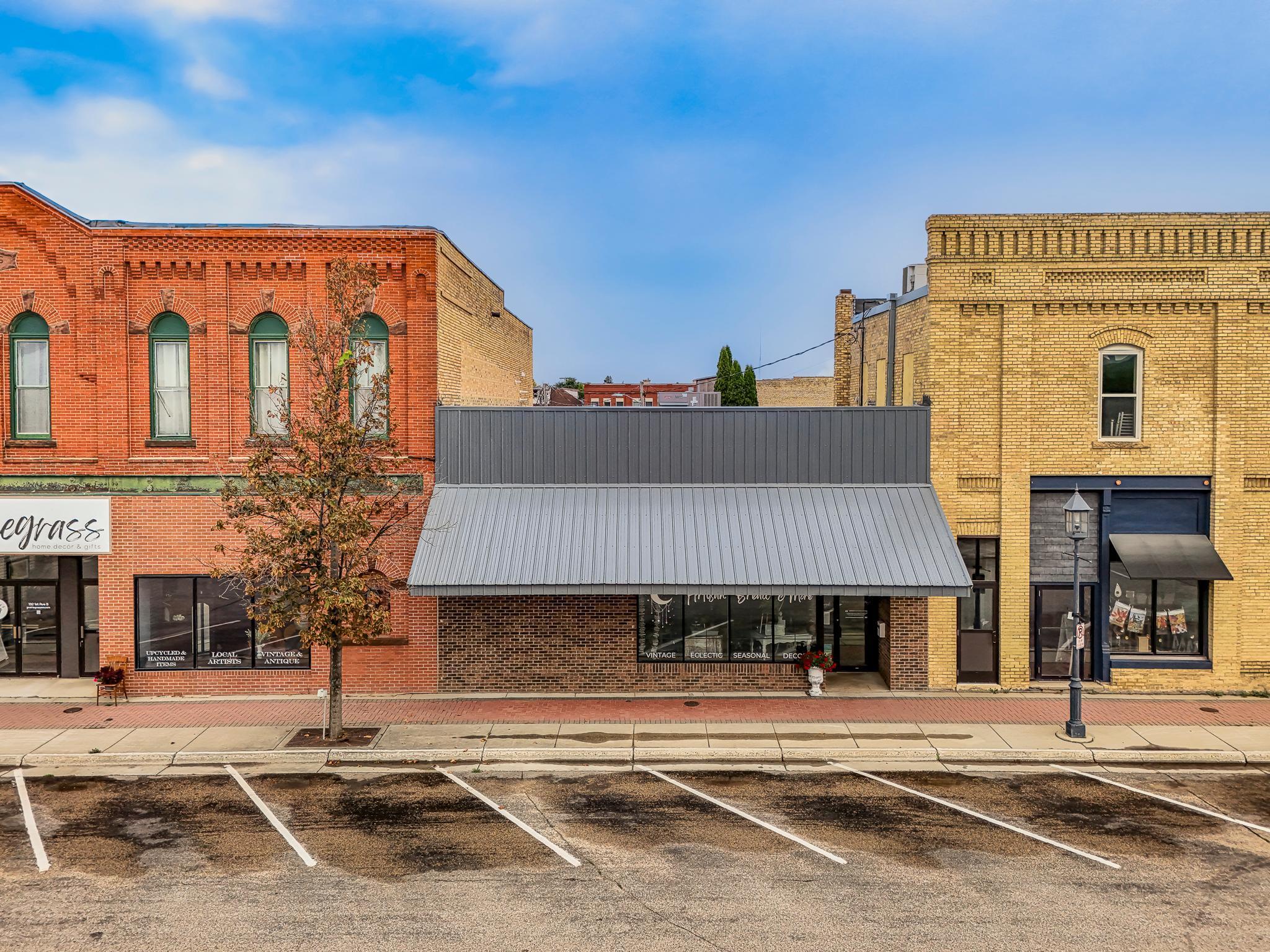 114 1st Avenue S Perham MN 56573