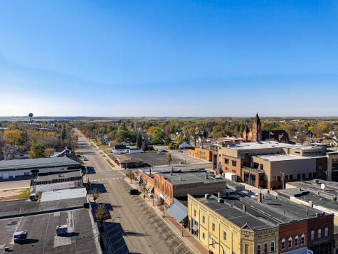 114 1st Avenue S Perham MN 56573