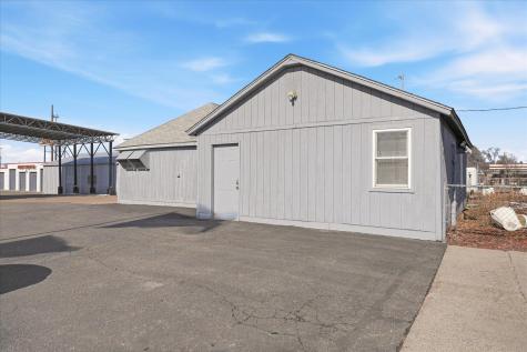 617 Pierce Street Anoka MN 55303