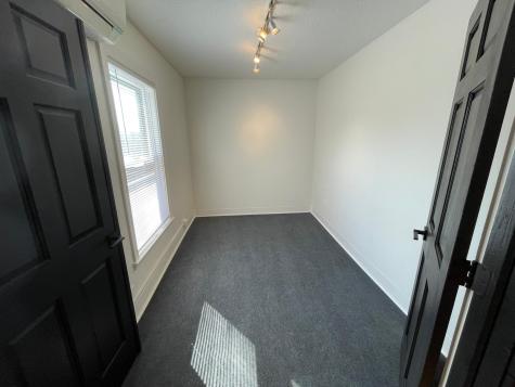 961 Grand Avenue Saint Paul MN 55105