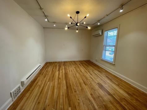 961 Grand Avenue Saint Paul MN 55105