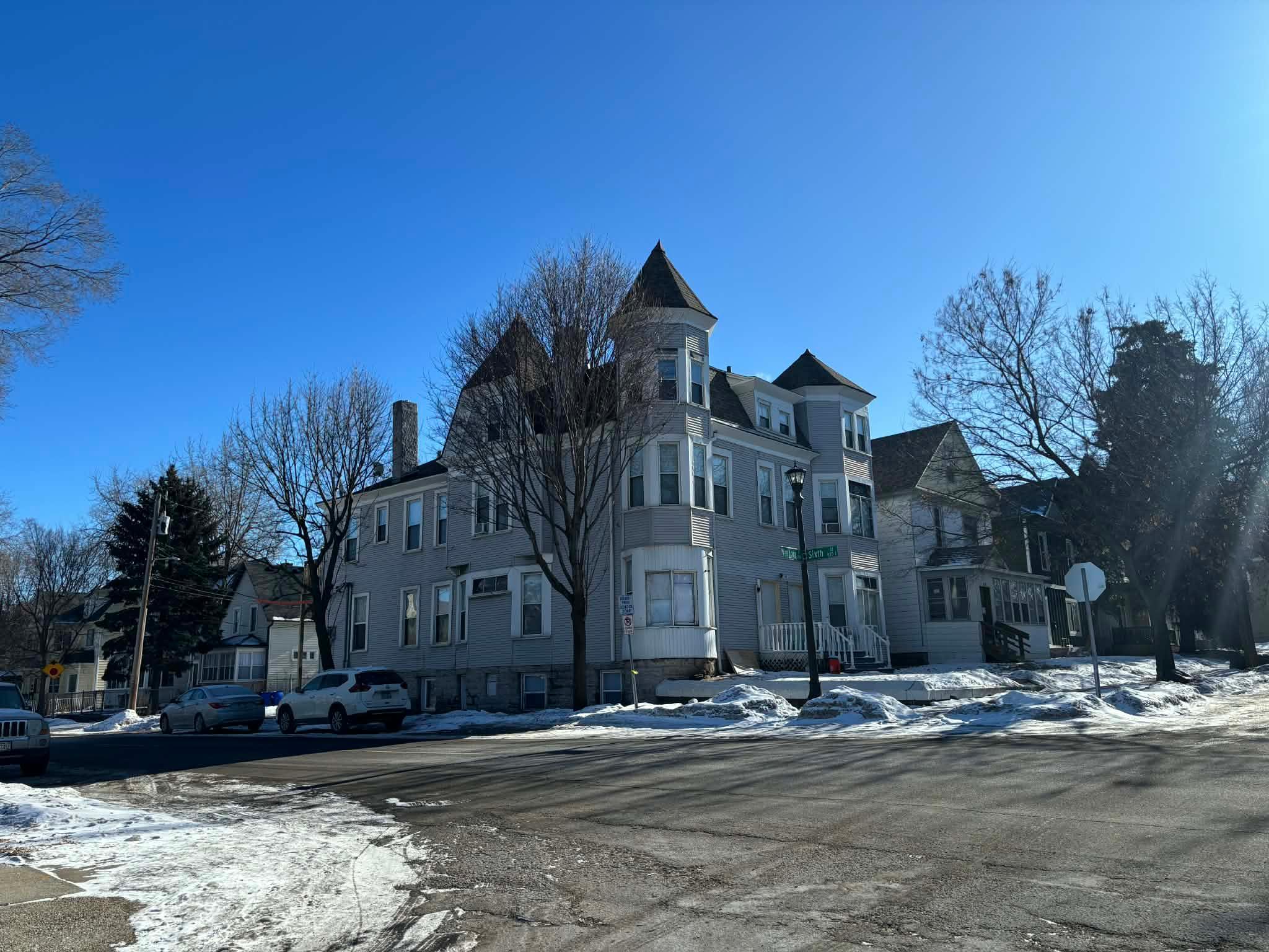 628 Mendota Street Saint Paul MN 55106