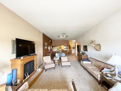 18 E Central Street Springfield MN 56087
