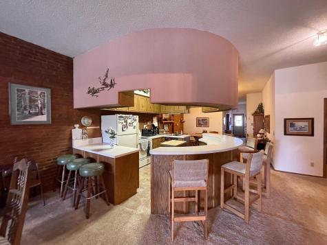 18 E Central Street Springfield MN 56087