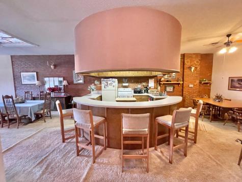 18 E Central Street Springfield MN 56087