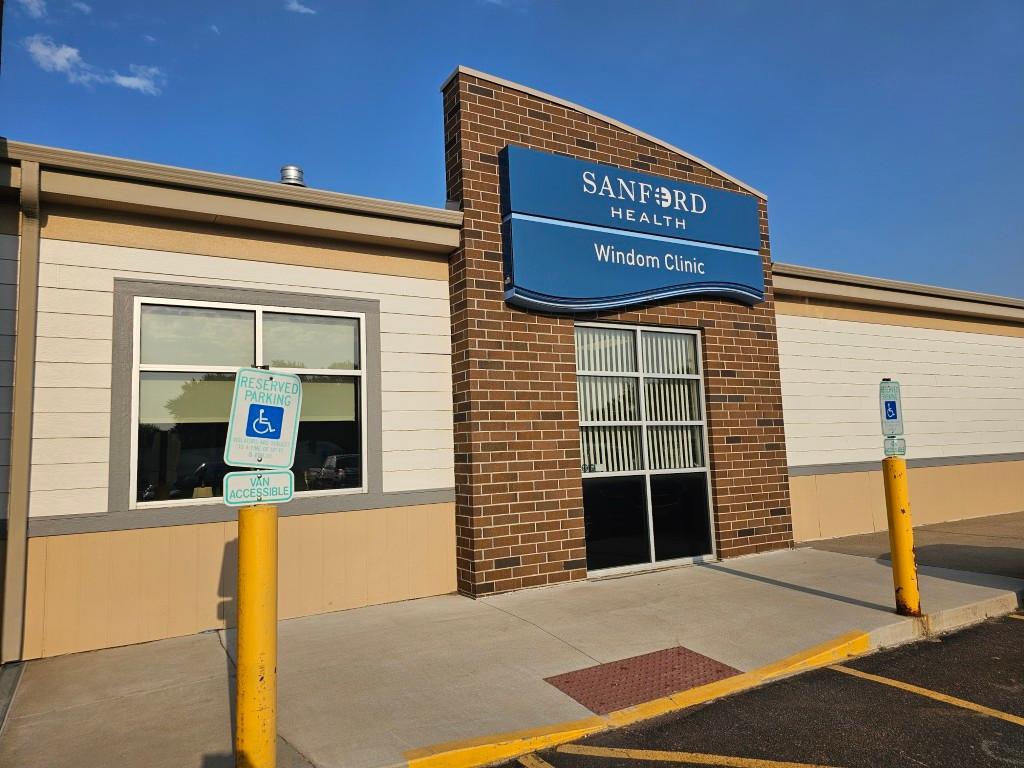 591 2nd Avenue N Windom MN 56101
