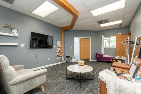 702 10th Street E Glencoe MN 55336