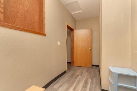 702 10th Street E Glencoe MN 55336
