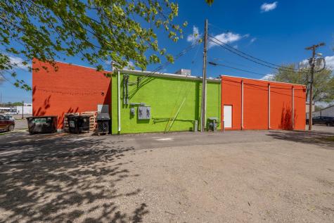 702 10th Street E Glencoe MN 55336