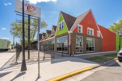 702 10th Street E Glencoe MN 55336