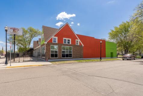 702 10th Street E Glencoe MN 55336