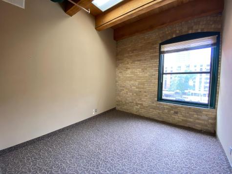 413 Wacouta Street Saint Paul MN 55101