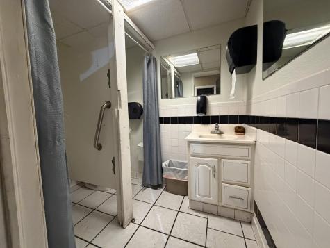 134 William Street W Albert Lea MN 56007