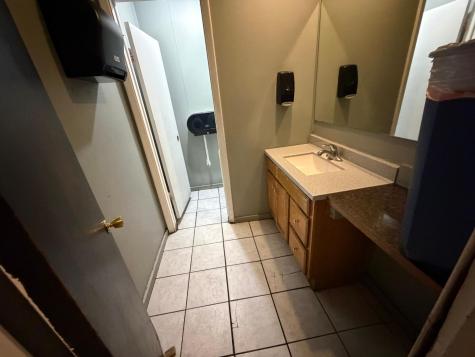 134 William Street W Albert Lea MN 56007