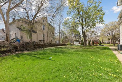 991 Wakefield Avenue Saint Paul MN 55106
