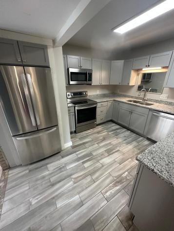 412 Holly Lane Mankato MN 56001