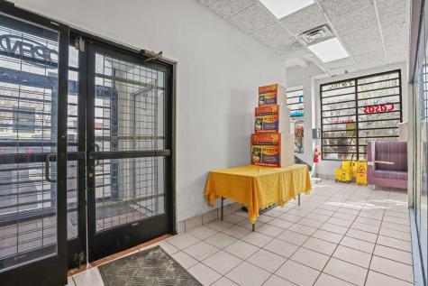 1108-1120 E Lake Street Minneapolis MN 55407