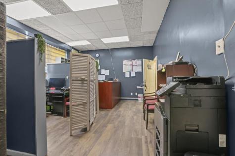 1108-1120 E Lake Street Minneapolis MN 55407