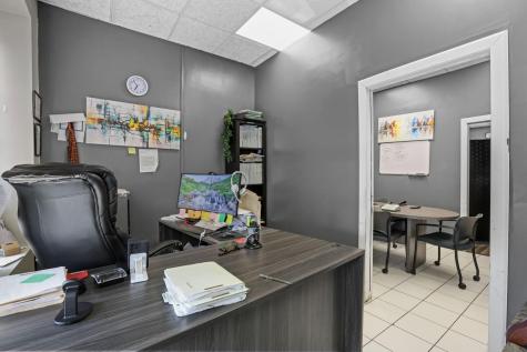 1108-1120 E Lake Street Minneapolis MN 55407