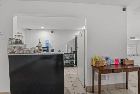 1108-1120 E Lake Street Minneapolis MN 55407