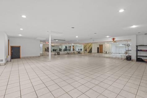 1108-1120 E Lake Street Minneapolis MN 55407