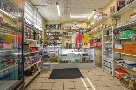 1108-1120 E Lake Street Minneapolis MN 55407