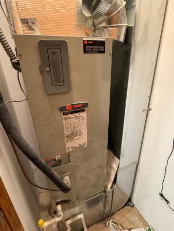 146 2nd Avenue NE Valley City ND 58072