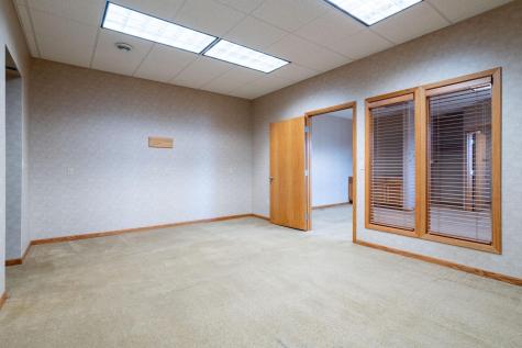 146 2nd Avenue NE Valley City ND 58072