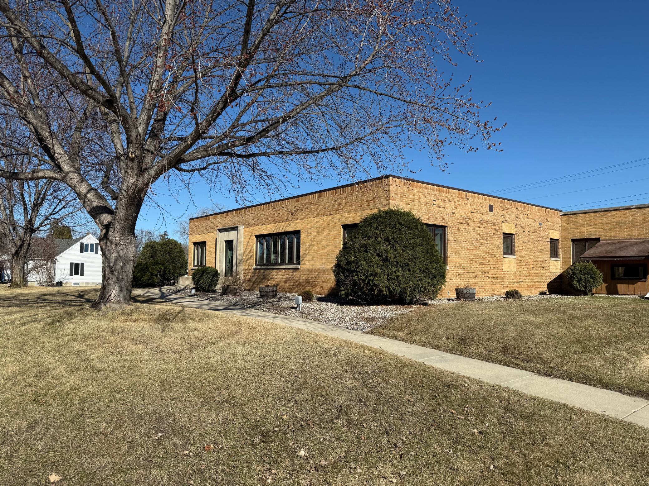 903 3rd Street NE Roseau MN 56751