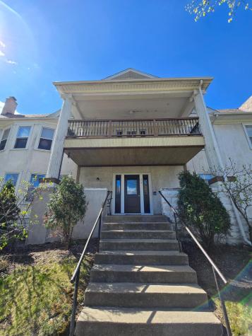 2205 Pleasant Avenue Minneapolis MN 55404