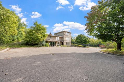 3345 Lexington Avenue S Eagan MN 55121