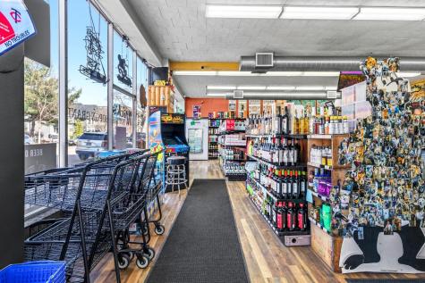 664 Grand Avenue Saint Paul MN 55105