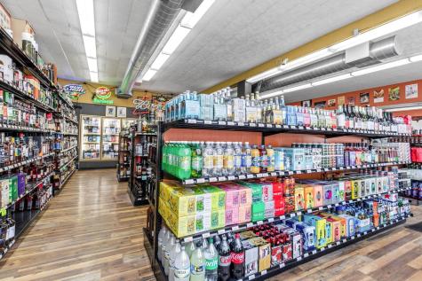 664 Grand Avenue Saint Paul MN 55105