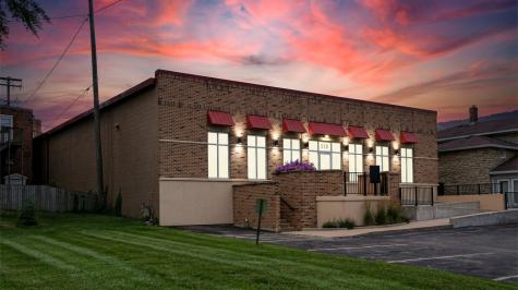 118 1st Avenue NE Faribault MN 55021