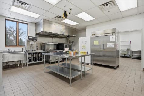 965 Larpenteur Avenue W Roseville MN 55113