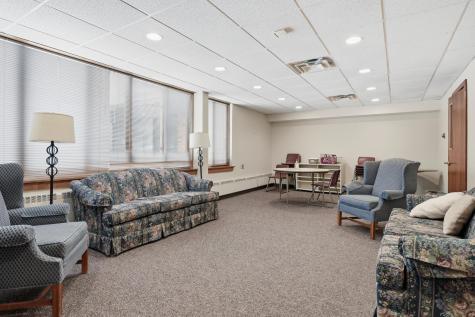 965 Larpenteur Avenue W Roseville MN 55113