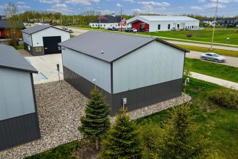 6141 53rd Avenue S Fargo ND 58104